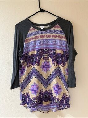 LuLaRoe Purple, Cream & Gray Raglan Floral Chevron Top